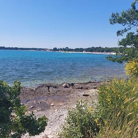 Helle 400 Meter Zum Ližnjan