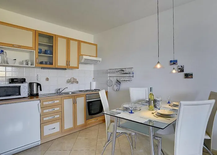 Helle 400 Meter Zum *